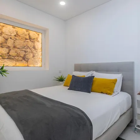 Casa Da Porta Da - 3 Bedroom Castle House * אלבופיירה